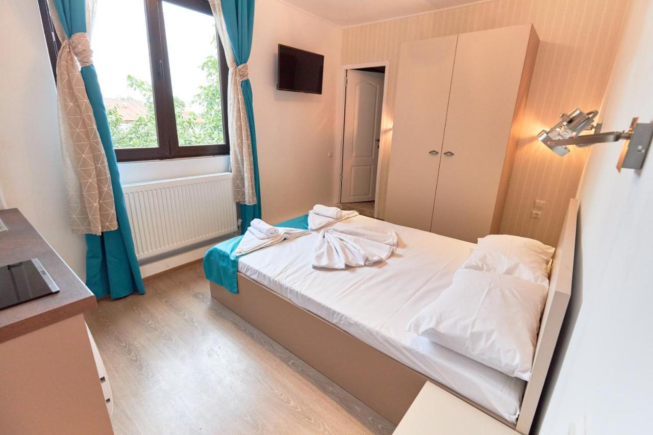 Stanford Aparthotel Gara De Nord Bukarest Eksteriør billede